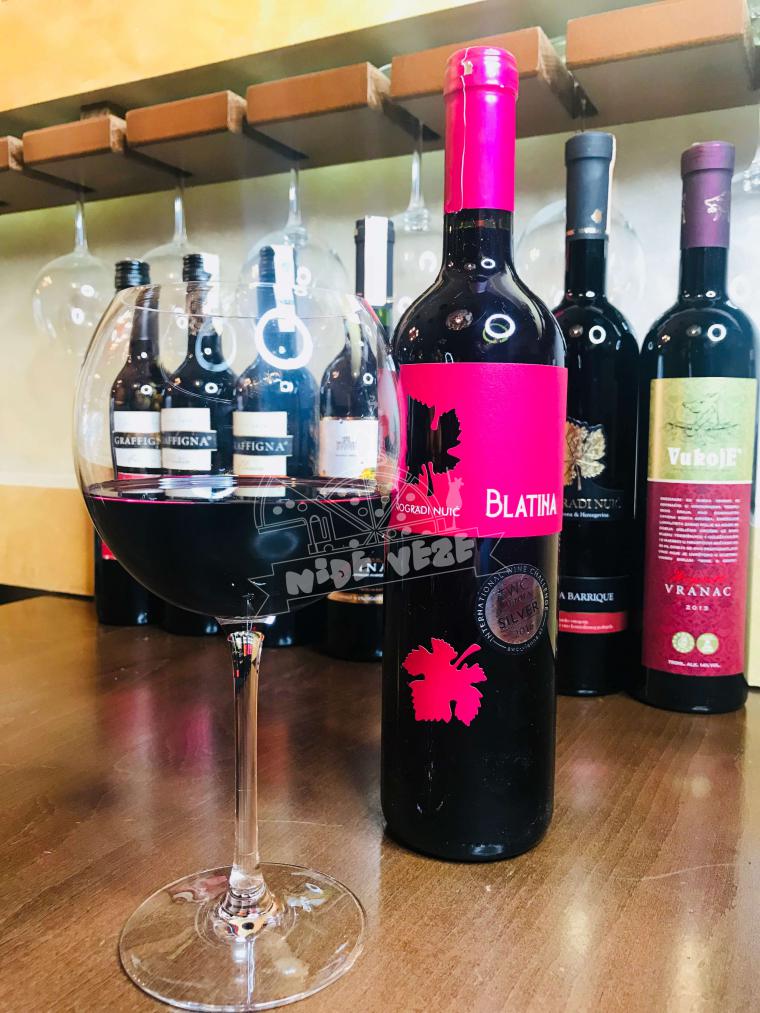 Kvalitetno crveno vino Blatina